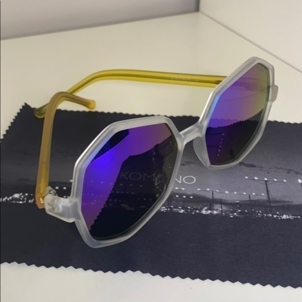 Komono Bonnie Ice Lemon Sunglasses NEW geometric neon - Picture 14 of 14